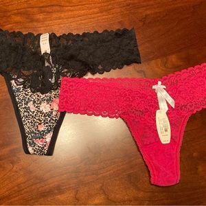 NWT Victoria secret thong panties
